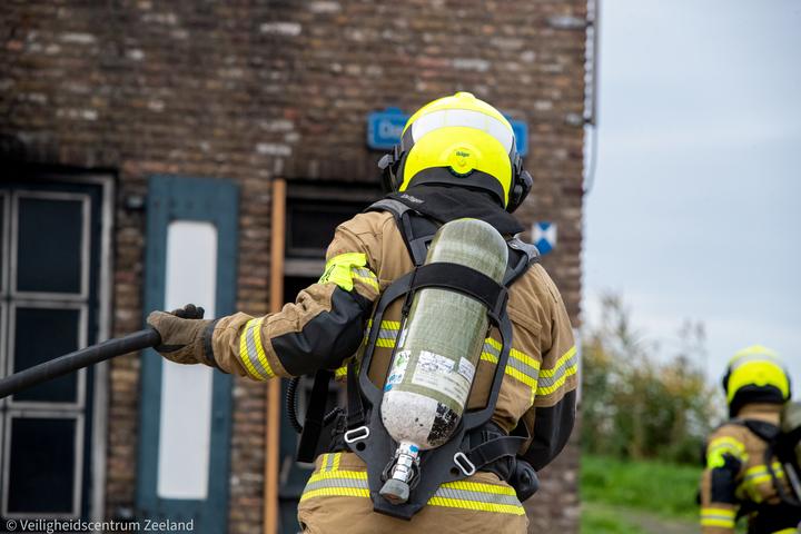 Straalpijp richting de oefenwoning