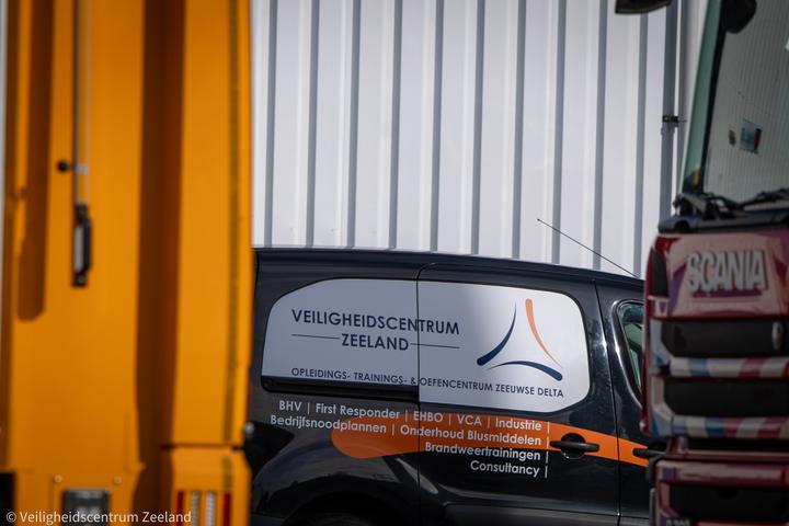Bus van Veiligheidscentrum Zeeland